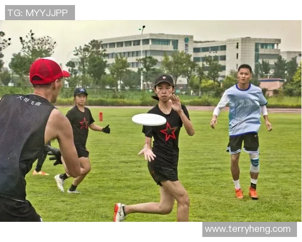 广州飞盘队在飞盘战术排行榜中荣获第十名展现出强大实力与潜力